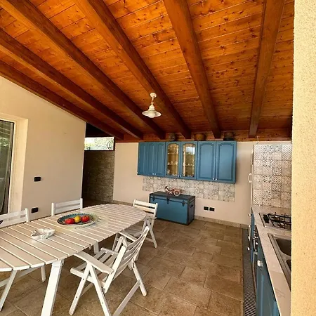 Valentina Villa Cefalu